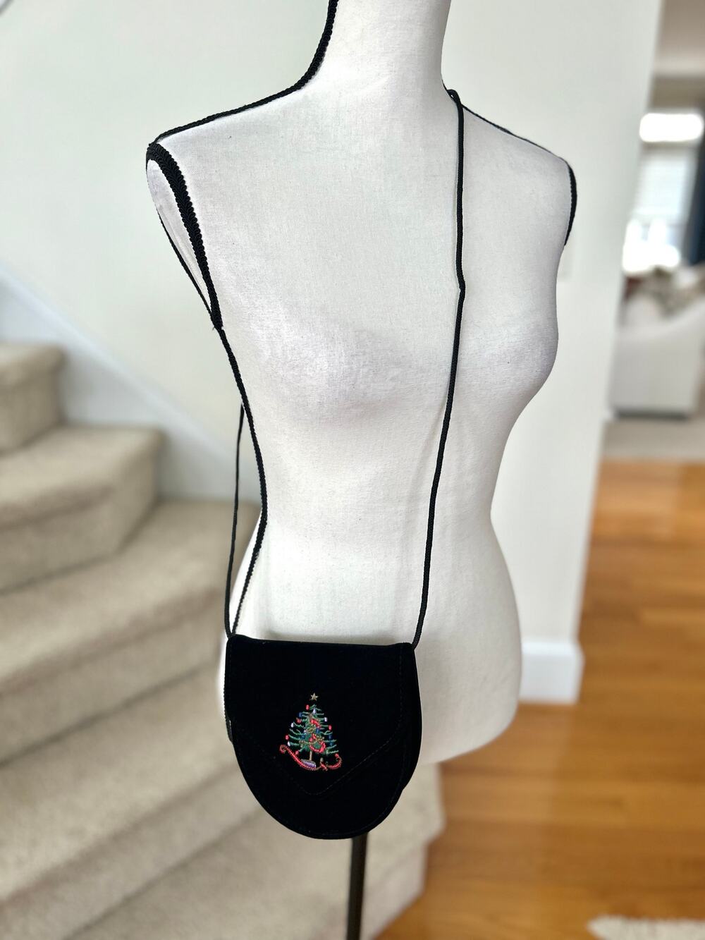 Vintage Black Velvet Embroidered Christmas Tree Crossbody Bag